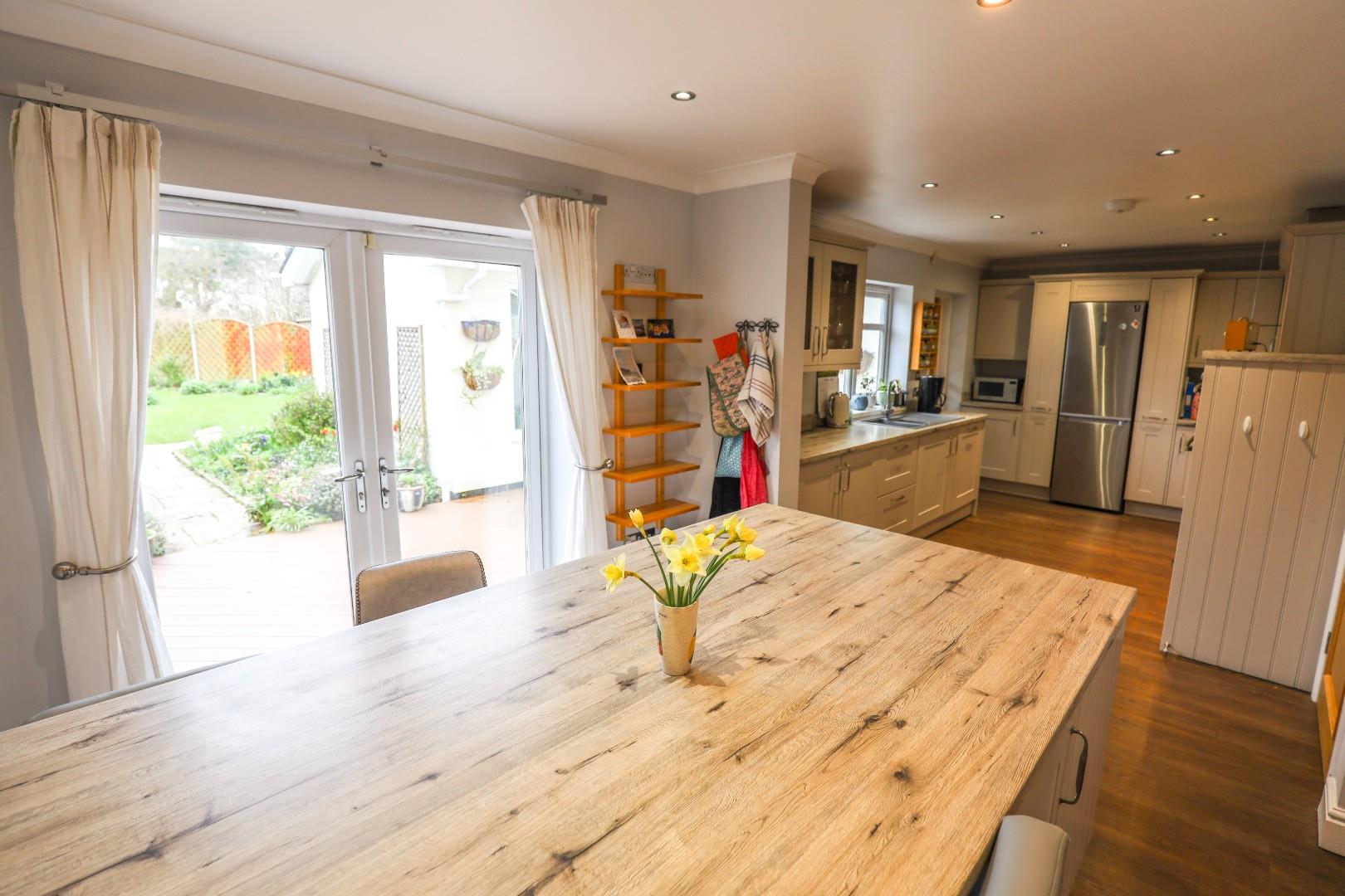 Swn-Y-Nant, Tyle House Close, Llanmaes, Nr Llantwit Major, CF61 2XZ